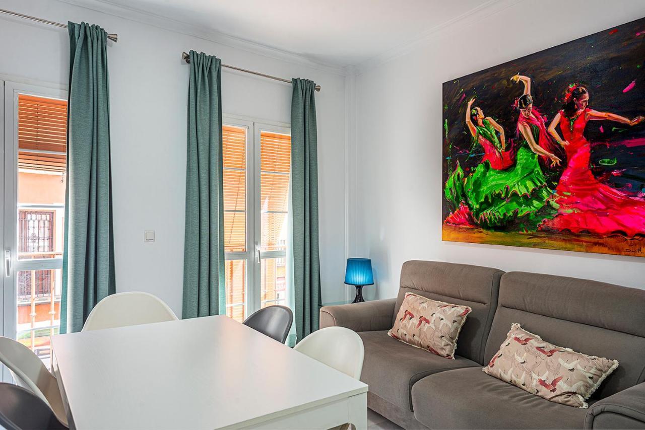 Alohamundi Feria Apartment เซบีญา ภายนอก รูปภาพ